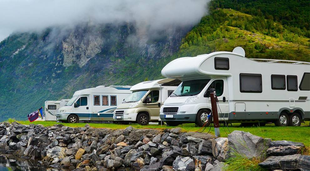 Estimation gratuite de votre camping-car d’occasion en toute sécurité pour les seniors dans les Pyrénées-Orientales (66)