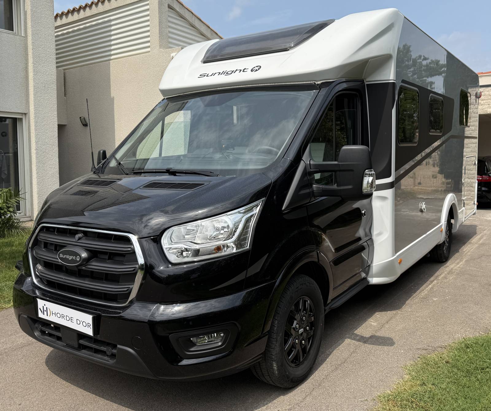 Face avant FORD Transit 2.0L 155CH BOITE AUTOMATIQUE Véhicule d'occasion proche de Perpignan
