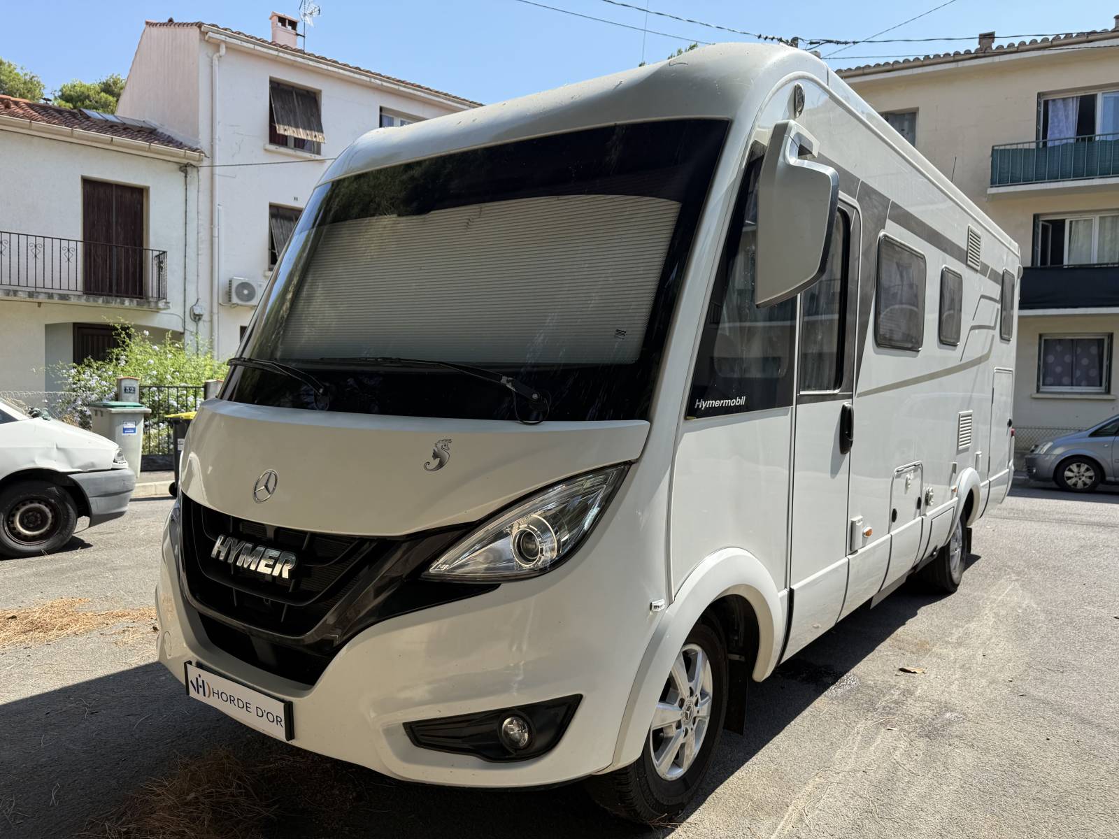 Intégral HYMER BMC I 600 - Mercedes 170CH Boite automatique - Lits jumeaux sur soute - Véhicule haut de gamme - Equipements complet - Entretiens à jour