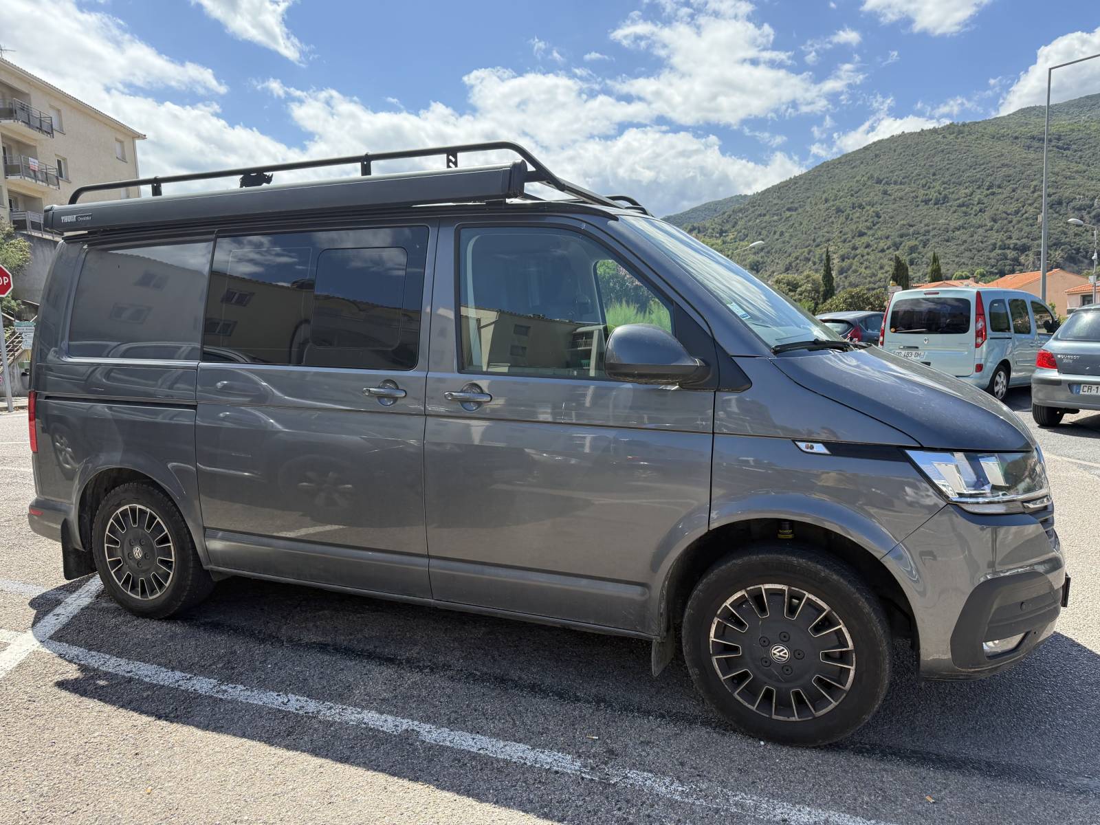 VOLKSWAGEN TRANSPORTER T6 - 4MOTION transmission intégrale motricité renforcée 198CH - Très bon état général