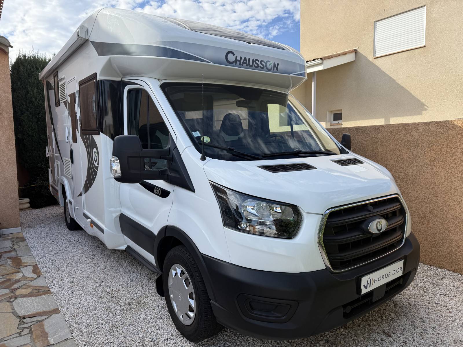 Profilé Chausson 650 FIRST LINE - Etat proche du neuf - FORD 170CH - Compact - Première main - Equipement complet